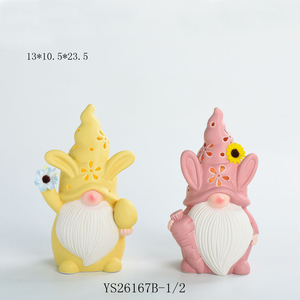 Statue de gnome de poterie en porcelaine Hotsale avec décoration d'oreille de lapin pour Pâques - Product Image 3