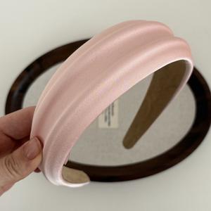 Diadema Elegante de Satén para Mujer, Accesorio para el Cabello con Borde Geométrico Simple de Color Sólido, Diadema Suave y Elástica - Product Image 4