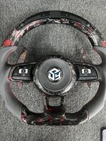 Volant en fibre de carbone avec écran tactile LED et bouton de démarrage pour VW Golf 7 GTI Golf 8, marque chinoise, pour un pilotage performant