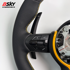 Volante de Cuero Perforado de Ante para <span class=keywords><strong>BMW</strong></span> 320 <span class=keywords><strong>525</strong></span> F10 F30 E90 F70 E71 F31 F32 X5 X6 F01 F07 F20 F11 F22 F25 M3 M4 M5 - Product Image 3
