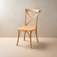 Chaise de salle à manger PP Oak X à dossier croisé - Empilable, imperméable et durable pour une utilisation en extérieur et en intérieur dans les hôtels et les salons