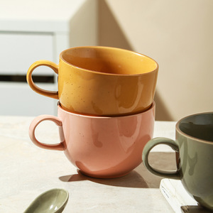 Taza de Café de Cerámica con Diseño de Dibujos Animados, Estilo Moderno y Elegante, Capacidad de 201-300 ml, Apta para Microondas y Lavavajillas, para Uso Doméstico, para Parejas - Product Image 2