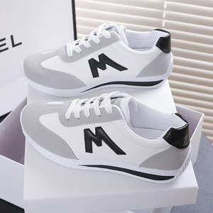 Nuove Sneakers Sportive <span class=keywords><strong>Bianche</strong></span> da Donna 2026, Taglie Grandi, Traspiranti, con Abbinamento di Colori, Slip-On alla Moda per Studentesse - Product Image 4
