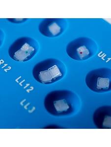 Parentesi dentarie ortodontiche in ceramica autoligante <span class=keywords><strong>Roth</strong></span> MBT <span class=keywords><strong>022</strong></span> "tutore in ceramica per denti 20 pz/scatola - Product Image 4