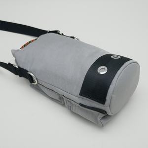 Prix surprise Nylon léger et tendance Deux poches avant Petit sac croisé Voyage Sacs de messager unisexe - Product Image 3