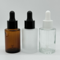 Flacon en verre de 30ml de sérum compte-gouttes d'huile essentielle à prix compétitif coloré brun givré et transparent