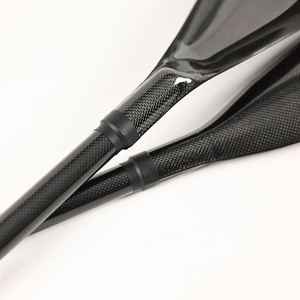 Paleta de rigidez media de fibra de carbono con logotipo personalizado HOFI para paddleboarding de pie y uso de accesorios Kayak Windsurf barco de pesca - Product Image 3