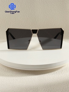 Gafas de Sol Cuadradas de Metal con Protección UV para Fotografía Urbana Europea y Americana, Protección Ocular de Moda Transfronteriza - Product Image 6