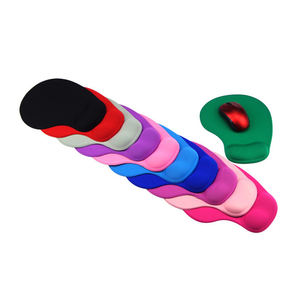 Tapis de souris en silicone japonais sexy anime 3D sur les grandes poitrines - Product Image 5