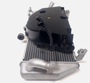 MM0023 <span class=keywords><strong>radiatore</strong></span> in alluminio ad alte prestazioni per 2015 2024 Yamaha YZF R3 YZFR3 lucidato con ventilatore - Product Image 2