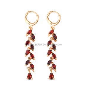 Nuevo de lujo 18k chapado en oro CZ joyería diseños gota corona pendientes para <span class=keywords><strong>las</strong></span> mujeres - Product Image 2