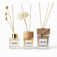 Bouteille en verre vide pour diffuseur de parfum 50ml 100ml, carrée, pour aromathérapie, avec couvercle en bois et bâtonnets en rotin, conteneur de parfum, logo personnalisé