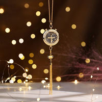 Diffuseur de parfum de luxe pour voiture, pendentif décoratif à suspendre au rétroviseur, diffuseur de parfum automobile, breloque parfumée, désodorisant d'air