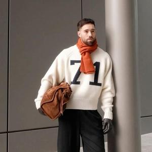 OEM Cina produttore di maglieria personalizzato nero bianco Applique ricamato Jacquard accostare <span class=keywords><strong>maglia</strong></span> di lana Letterman maglioni da uomo - Product Image 1