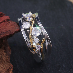 Anello con Pietra Irregolare Bicolore per Donne, Gioiello Classico Scintillante alla Moda, Vendita all'Ingrosso - Product Image 4