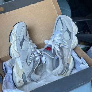 Nuove <span class=keywords><strong>Scarpe</strong></span> Casual 9060 di Alta Qualità, <span class=keywords><strong>Scarpe</strong></span> Sportive alla Moda per Donne, <span class=keywords><strong>Scarpe</strong></span> <span class=keywords><strong>da</strong></span> Corsa e <span class=keywords><strong>Tennis</strong></span> per Uomini - Product Image 3