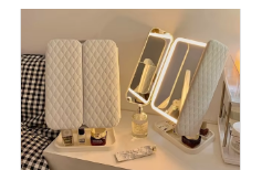 <span class=keywords><strong>Miroir</strong></span> de courtoisie à trois volets avec LED, grossissement 1X/2X/3X, rotation réglable à <span class=keywords><strong>180</strong></span>°, <span class=keywords><strong>miroir</strong></span> de maquillage avec lumière LED - Product Image 4