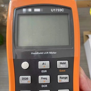 Nouveau multimètre et testeur de capacité portatif Keysight U1733C - Product Image 2