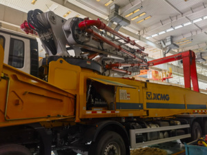 XCMG Petite pompe à béton officielle HB60V 60m Offre Spéciale de <span class=keywords><strong>camion</strong></span> de pompe à flèche en béton - Product Image 3