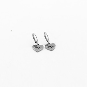 Pendientes con clip yunnique, pendientes de acero de titanio con forma de corazón para regalo, joyería de moda - Product Image 2