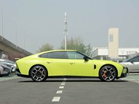 2025 Xpeng P7 702 <strong>Max</strong> Pure Electric Sedan Rhythmic Yellow 702km CLTC EV Range Mid-large EV Car for Export