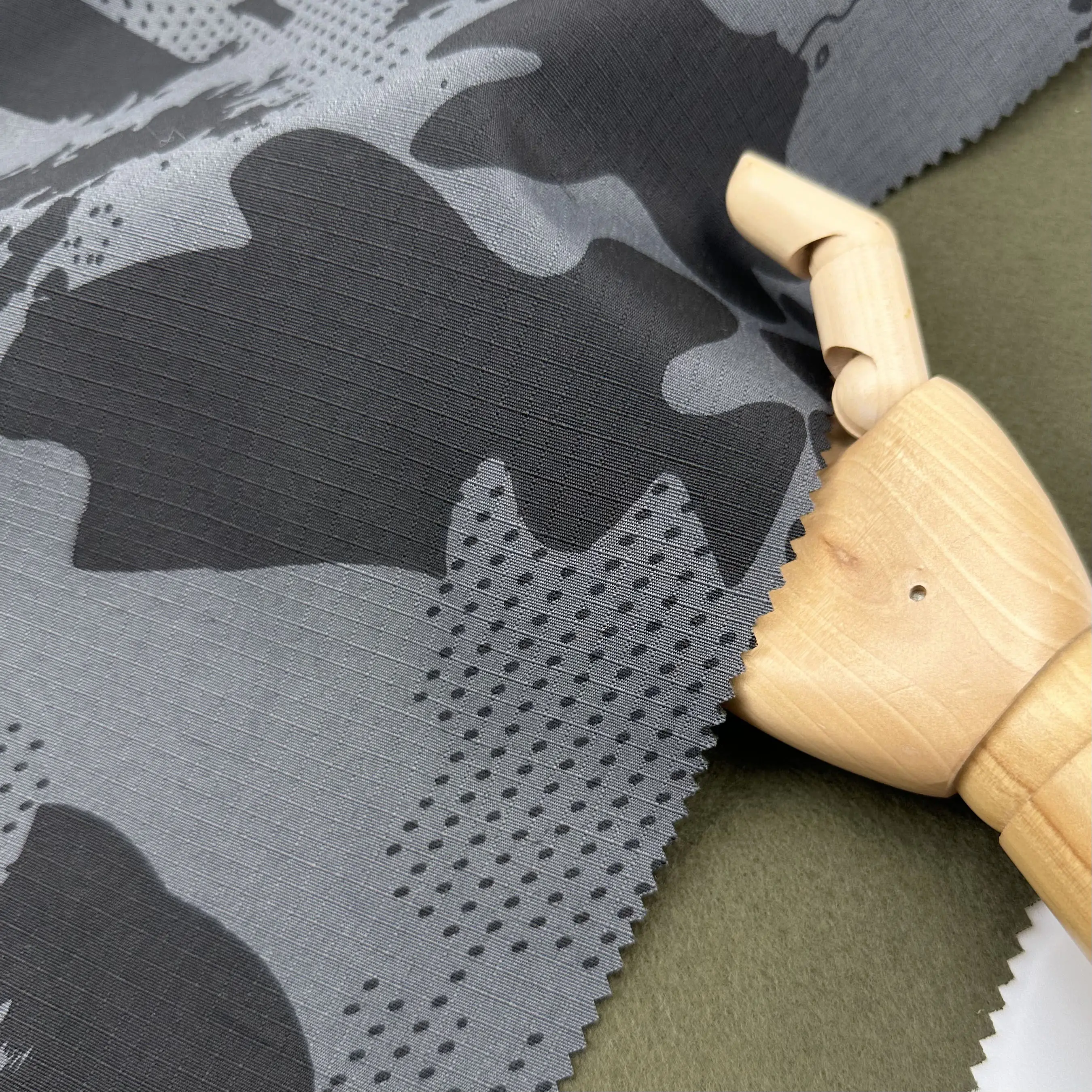 High Quality Tc Ripstop Polar Fleece Bonded Twill Polyester/cotton Camouflage Printed Fabric For Uniform