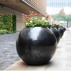 Petit pot de fleurs moderne en fibre de verre enduit de PE, couleur personnalisable – Vase polyvalent pour usage intérieur/extérieur, jardins, hôtels, centres commerciaux - Product Image 1