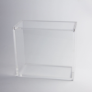 Caja de Exhibición Acrílica Transparente Moderna Personalizada de Fábrica con Protección UV y Almacenamiento para Coleccionistas de TCG - Product Image 6