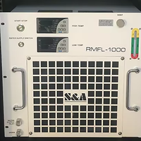 Machine de nettoyage au laser à fibre continue 3000W, élimination automatisée de la rouille, alternative écologique au sablage