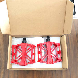 Pédales de vélo ultralégères en alliage d'aluminium rouge avec axe en acier pour équipement de cyclisme VTT, ensemble en boîte - Product Image 1