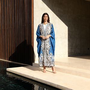 Abaya en polyester avec strass thermocollants personnalisés de qualité supérieure pour femmes musulmanes, robe de fête islamique élégante et luxueuse - Product Image 2