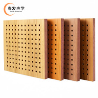 Panneaux acoustiques muraux et de plafond décoratifs modernes ignifuges, structure sandwich micro-perforée en MDF, étanches et insonorisants