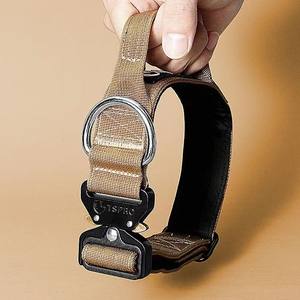 <span class=keywords><strong>Collier</strong></span> pour <span class=keywords><strong>chien</strong></span> robuste sans traction avec poignée pour chiens de grande race, <span class=keywords><strong>anti</strong></span>-évasion, contrôle d'entraînement, <span class=keywords><strong>collier</strong></span> tactique avec boucle en métal - Product Image 6