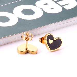 Boucles d'oreilles clous en acier inoxydable plaqué or, forme cœur, couleurs mélangées, bijoux fantaisie pour petite amie - Product Image 3