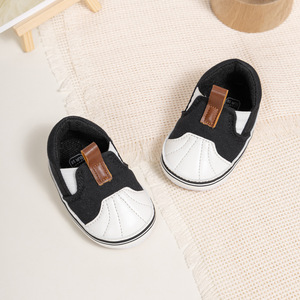 Nouvelles baskets bébé en maille beige et blanches, à enfiler, antidérapantes, à semelle souple, pour l'été, vente en gros, personnalisables - Product Image 3