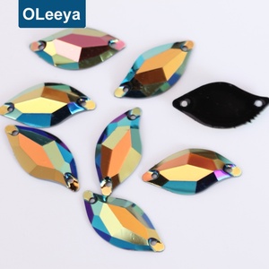 Prix de gros Strass à coudre en résine AB Colors noirs à dos plat, forme feuille 9*20mm, pour chaussures de marque Glue Strong - Product Image 2
