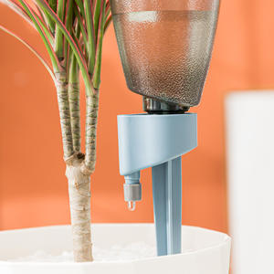 Système d'irrigation goutte-à-goutte automatique pour plantes en pot, utilisation intérieure et extérieure, avec fonction minuterie, design simple et pratique - Product Image 1