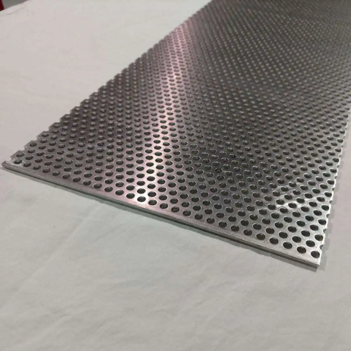 4x8 6mm Small Round Hole Stainless Steel Perforated 430 304ss Metal Mesh Sheet