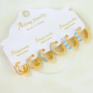 Pendientes de Aro de Lujo con Perlas y Circonitas Azules, Bañados en Oro de 21k, Estilo Dubái, para Mujer, Ideales para Eventos y Fiestas - Product Image 4