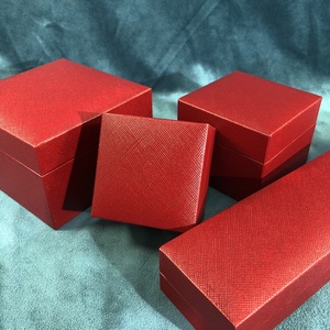 Caja de embalaje de joyería de papel de cuero sintético de color sólido, cuadrada/rectangular, para anillos y collares, caja especial para joyas - Product Image 4