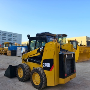 Minicargadora CAT 246D Usada en Buenas Condiciones, Gran Fuerza de Carga, Cabina Confortable para Proyectos de Construcción en Espacios Reducidos, en Venta - Product Image 1