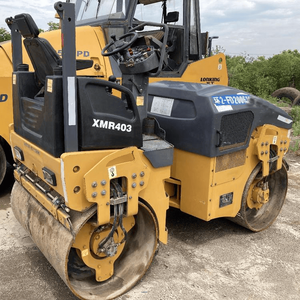 Rouleau compresseur routier de 8 tonnes, modèle XS263J, livraison directe du Shandong, avec pneus, équipe d'ingénierie, moteur étanche inclus. Pompe à roulement - Product Image 5