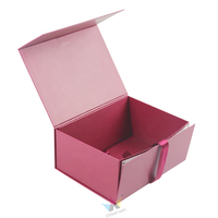 Logo personnalisé imprimé carton dur ruban rose pliant luxe emballage rigide grand panier magnétique boîte-cadeau