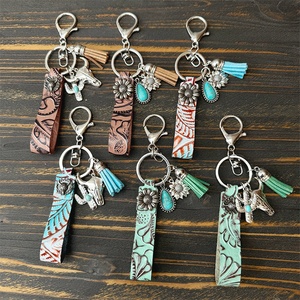 Leather Retro Western Cowboy KeyChain Design Bohemian Cowboy Bull Head Ox Head Cactus Flower Tassel Wristband Keychains for Men