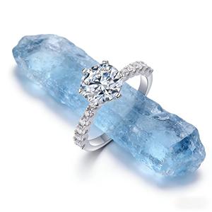 Anillo de compromiso de moissanita con halo de plata 925 chapado en oro de 18K 2026ZP con incrustaciones laterales y accesorio de regalo - Product Image 1