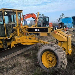 รถเกรดเดอร์ CAT สีเหลือง รุ่น 140H มือสอง เครื่องจักรปรับระดับถนน อุปกรณ์ก่อสร้างงานหนัก ปี 2020 พร้อมเครื่องยนต์ PLC เกียร์ มอเตอร์ ปั๊ม ผลิตในสหรัฐอเมริกา - Product Image 1