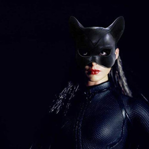 Masque en latex demi-visage Catwoman, accessoire de fête d'Halloween, accessoire de costume de mascarade - Product Image 1
