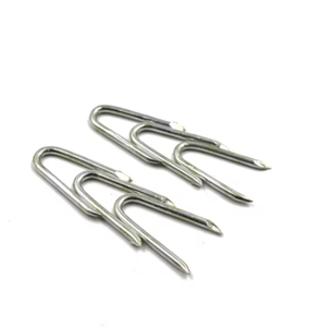 Agrafes et clous de clôture <span class=keywords><strong>en</strong></span> acier galvanisé à pointe acérée de type <span class=keywords><strong>U</strong></span> <span class=keywords><strong>pour</strong></span> jardin/clôture <span class=keywords><strong>en</strong></span> treillis métallique <span class=keywords><strong>pour</strong></span> ferme/ranch - Product Image 5