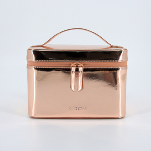 <span class=keywords><strong>Pochette</strong></span> de maquillage de luxe <span class=keywords><strong>en</strong></span> <span class=keywords><strong>cuir</strong></span> PU pour <span class=keywords><strong>femme</strong></span>, étui de beauté personnalisé avec fermeture éclair et motif lettres tendance, trousse à cosmétiques - Product Image 2