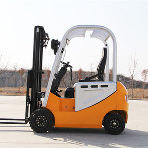 La carretilla elevadora eléctrica TITAN TL15EC es un vehículo portátil de manipulación de materiales con altura de antebrazo ajustable que es muy flexible - Product Image 5